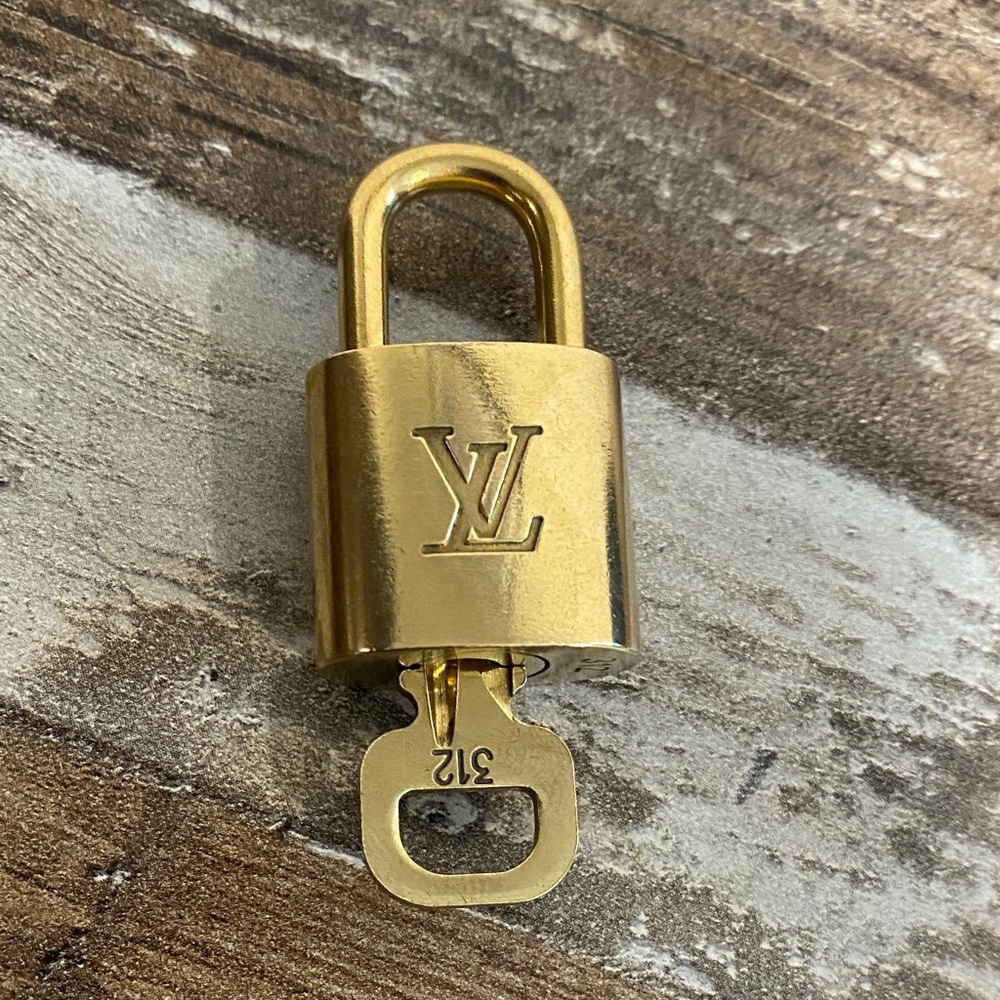 Louis Vuitton Gold Padlock with Key #312